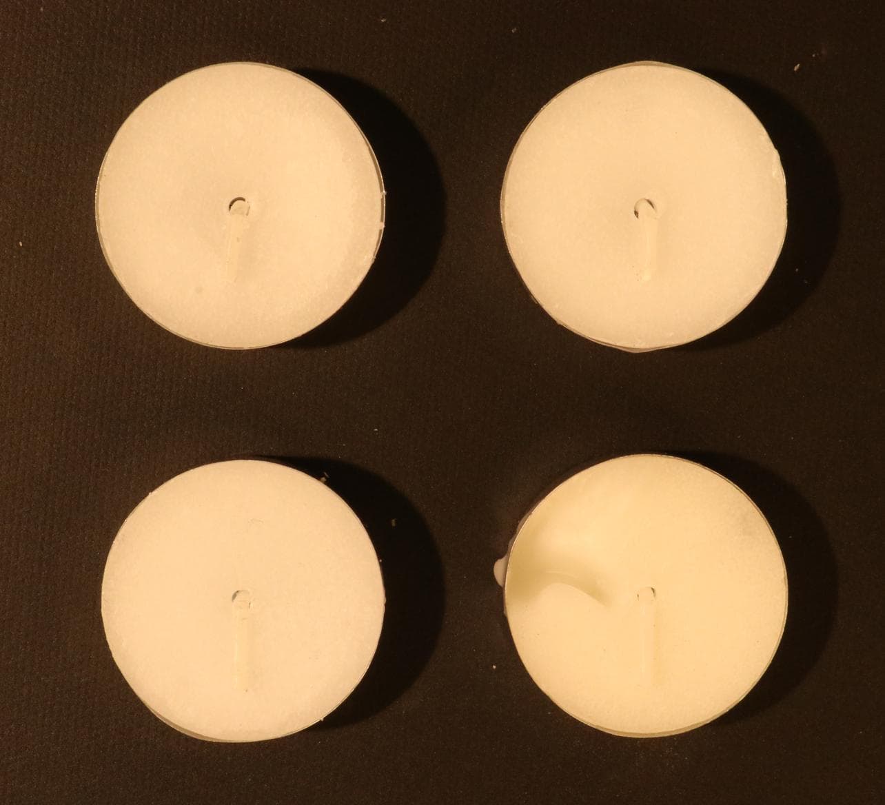 Daily goods (candle): Wax deformation detected